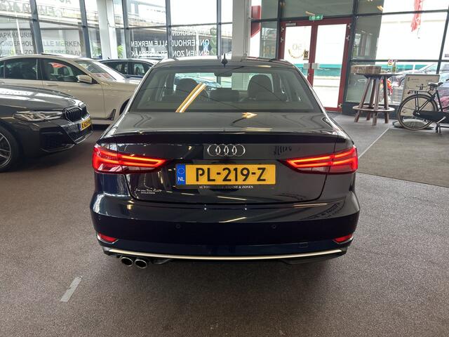 Audi A3 Limousine 1.5 TFSI CoD Sport Lease Edition | Digital dashboard | Adaptief onderstel | Cruise control | Climate control | Nederlands geleverd | Navigatie