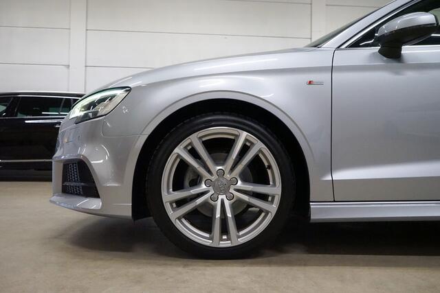 Audi A3 Limousine 35 TFSI S-Line * Pano - Virtual - Camera - ACC - Lane - Sfeer - App - Sound *