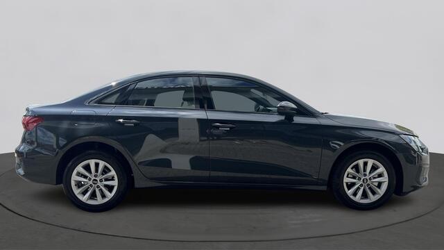 Audi A3 Limousine 30 TFSI 110pk Pro Line / Achteruitrijcamera / Carplay
