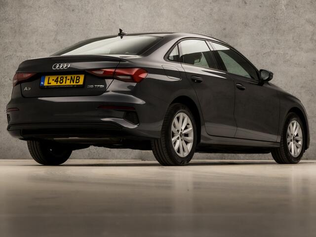 Audi A3 Limousine 35 TFSI Sport 150Pk Automaat (APPLE CARPLAY, GROOT NAVI, CLIMATE, PARKEERSENSOREN, SPORTSTOELEN, LED KOPLAMPEN, CRUISE, NIEUWE APK, NIEUWSTAAT)