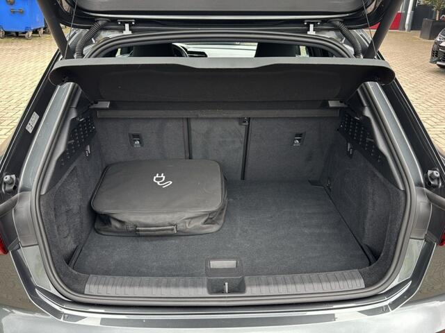 Audi A3 40 TFSIe S LINE TREKHAAK/BenO/NAVI/PDC/STOELVERW/E-KLEP/CRUISE