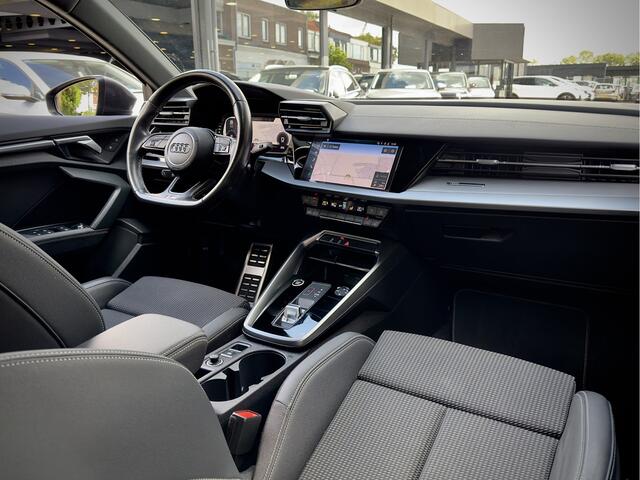 Audi A3 Limousine 30 TFSI AUT7 3X-S-LINE EDITION SPORT-LEDER NAVI CAMERA DIGI-DASH APPLE-CARPLAY LED LMV-19" PDC