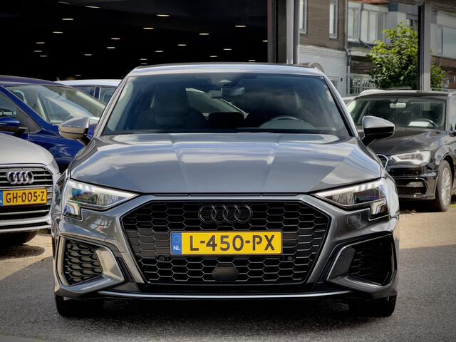 Audi A3 Limousine 30 TFSI AUT7 3X-S-LINE EDITION SPORT-LEDER NAVI CAMERA DIGI-DASH APPLE-CARPLAY LED LMV-19" PDC