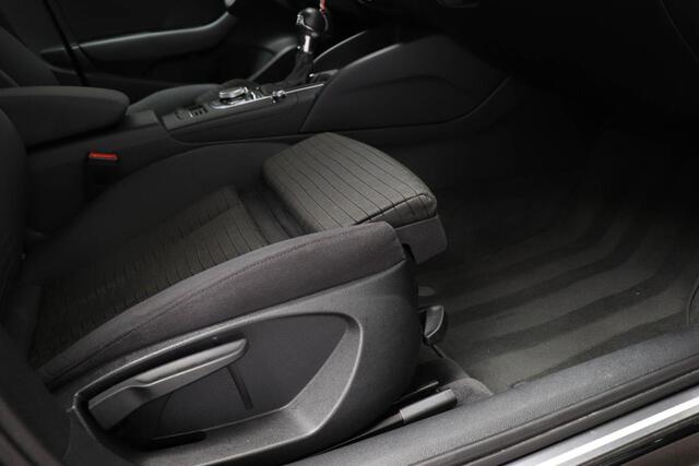 Audi A3 Limousine 35 TFSI CoD Design Pro Line Plus | CLIMA | SPORTSTOELEN | CRUISE CONTROL | NAVIGATIE