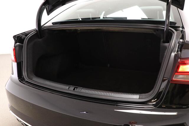 Audi A3 Limousine 35 TFSI CoD Design Pro Line Plus | CLIMA | SPORTSTOELEN | CRUISE CONTROL | NAVIGATIE