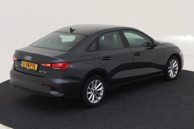 Audi A3 Limousine 30 TFSI Pro Line / Digitale Cockpit / Parkeersensoren Voor & Achter / 16" LMV / Cruise Control
