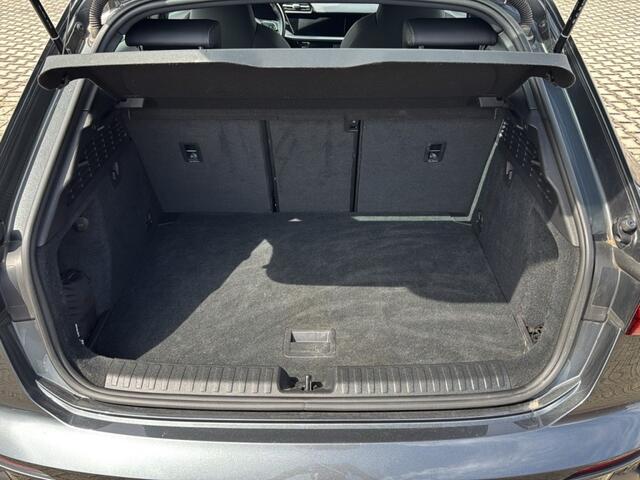 Audi A3 35 TFSI S-LINE CAMERA/NAVI/CARPLAY/ACC