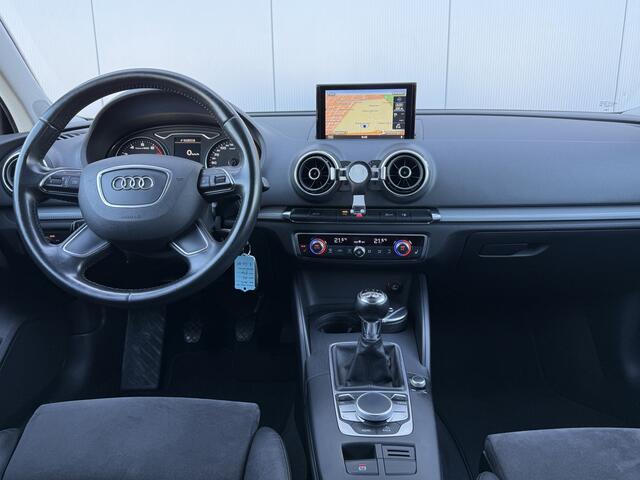 Audi A3 Limousine 1.8 TFSI Ambition Navigatie/PDC/18inch.