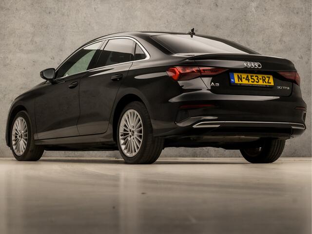 Audi A3 Limousine 30 TFSI Sport Automaat (GROOT NAVI, APPLE CARPLAY, CAMERA, GETINT GLAS, ADAPTIVE CRUISE, LM VELGEN, DIGITAAL DASHBOARD, SPORTSTOELEN, NIEUWE APK, NIEUWSTAAT)
