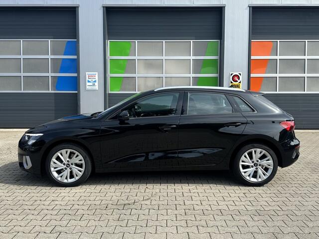 Audi A3 30 TFSI S EDITION / LED verlichting / Apple CarPlay