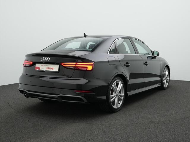 Audi A3 Limousine 30 TFSI 116 pk Sport S-Line Edition | Navigatie | Parkeersensoren achter | Drive Select | LED
