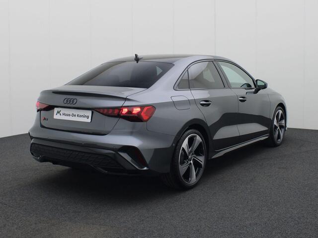 Audi A3 Limousine 35 TFSI/150PK S-tronic S Line · Sonos · Apple/Android · Leder/Alcantara · Camera + Parkeersensoren · Garantie tot augustus 2029 of 100.000km