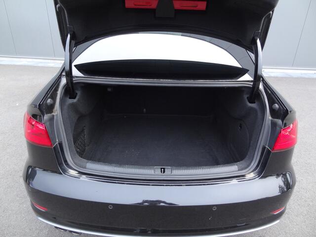 Audi A3 Limousine 1.4 TFSI | 3X S-LINE | NAVI | STOELVERWARMING |