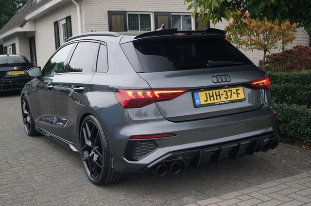 Audi A3 Sportback 45 TFSIe (245pk) S-line LED/Alcantara/19 inch/S3