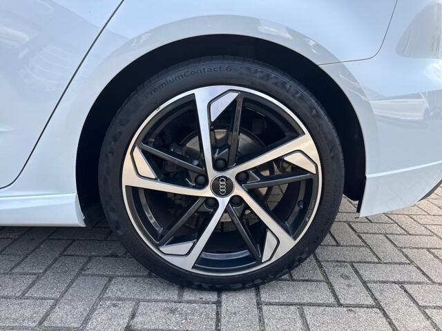 Audi A3 35 TFSI S-TRONIC S-LINE PANO-DAK/NAVI/ACC/PDC/STOELVERW