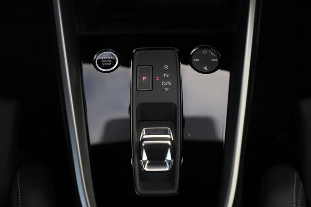 Audi A3 Limousine 35 TFSI S edition 150PK Automaat Panoramadak Virtual 19 inch LMV LED Matrix B&O Audio Black Optic RS Sportstoelen Stoelverwarming Achteruitrijcamera