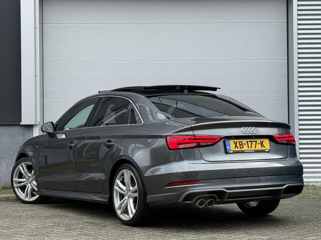 Audi A3 Limousine 35 TFSI CoD Sport S Line Edition | S-Line | Panoramadak | Draadloze telefoonlader