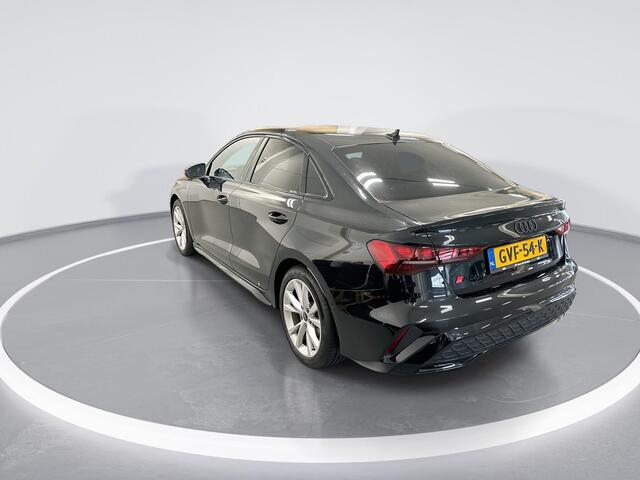 Audi A3 Limousine 30 TFSI 115pk S-tronic S edition · Apple/Android Car Play · Camera · Navigatie · Parkeer Assistent · P-Sensoren · 17'' Inch · Garantie t/m 19-12-2028 of 100.000km