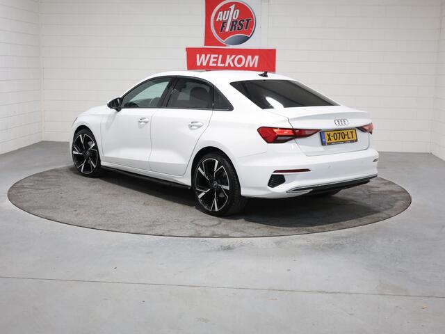 Audi A3 Limousine 35 TFSI Business edition, Nieuw model, Panoramadak, Navigatie, Led, 19 inch lichtmetaal, Clima, Cruise, Fraaie sideskirts