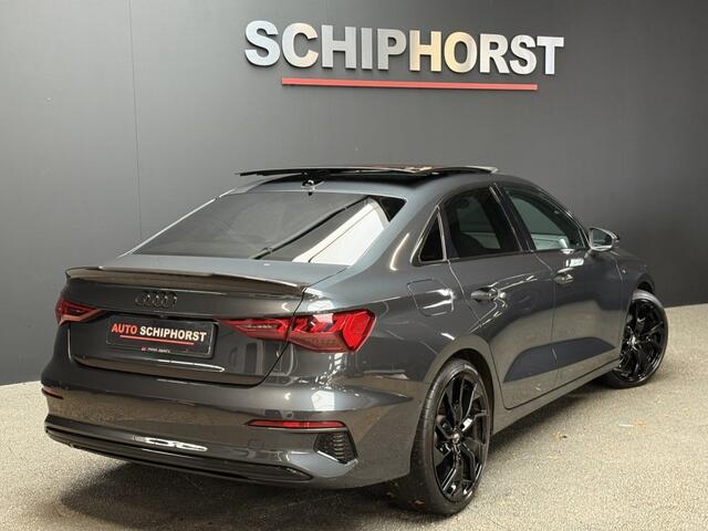 Audi A3 Sedan 1.5 Tfsi Aut 2xS line panorama/19 inch