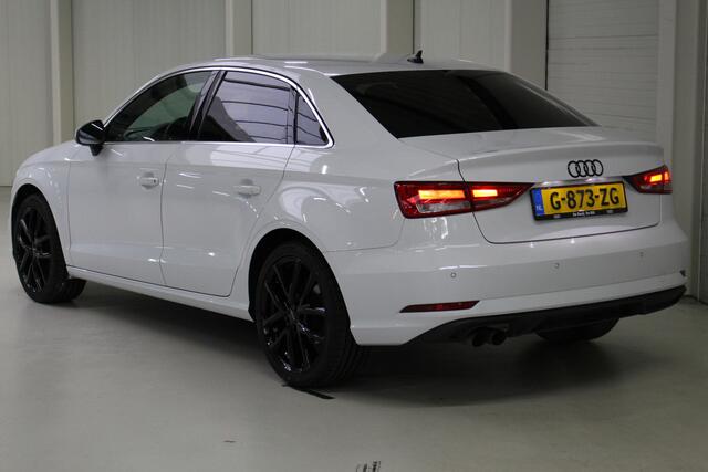 Audi A3 Limousine 35 TFSI 150PK Navigatie | Lichtmetalen velgen | Cruise Control