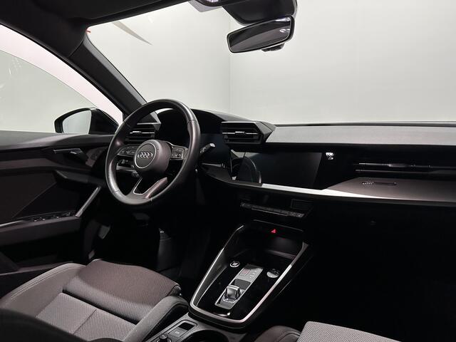 Audi A3 Limousine 35 TFSI - Automaat - Carplay / Lane assist / Stoelverw.