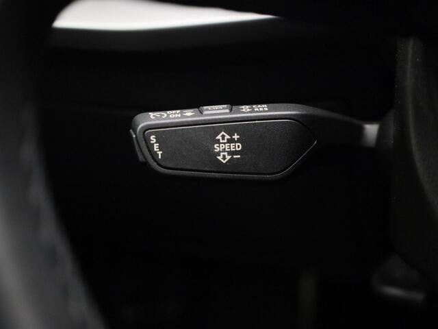 Audi A3 Limousine 30 TFSI/110PK S-tronic Advanced edition · Camera · Trekhaak · Apple/Android Car Play · Navigatie