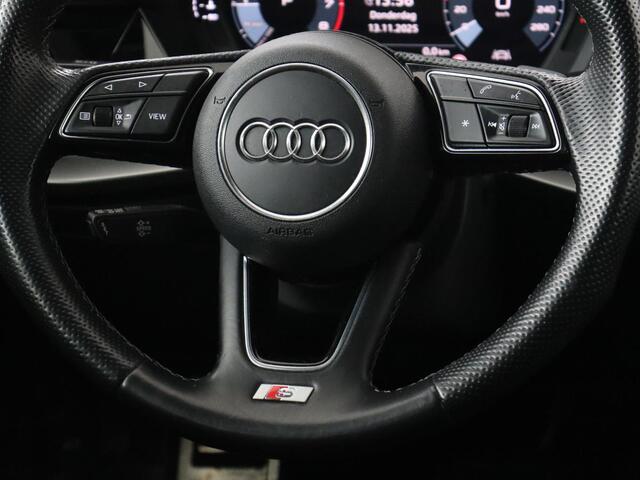 Audi A3 35 TFSI S edition | Panoramadak | Virtual Cockpit | Full LED | Carplay | Sportstoelen | Half leder | Navigatie | Climate control | Parkeerhulp | Bluetooth