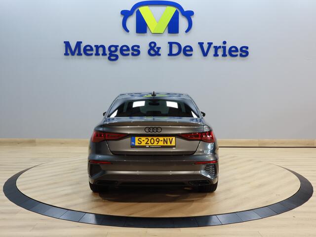 Audi A3 Limousine 30 TFSI S edition 3X S Line | Airco ECC | Virtual | Sfeer | 19" | Camera | Adpative Cruise | Isofix | NAP