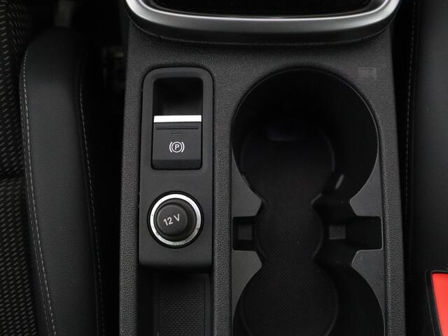 Audi A3 30 TFSI S edition | Stoelverwarming | Park Assist | Carplay | Sportstoelen | Half leder | Virtual Cockpit | Full LED | Navigatie | Bluetooth | Climate control | Cruise control