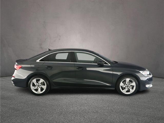 Audi A3 Limousine 30 TFSI advanced edition | Achteruitrijcamera | Audi sound | Full-led | MMI plus |