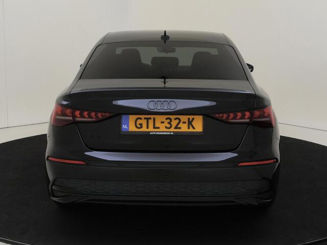 Audi A3 Limousine 35 TFSI Advanced edition | Parkeerassistent | Audi virtual cockpit plus | Cruise control | CarPlay | Navigatie Plus | Parkeersensoren | Dynamische knipperlichten |