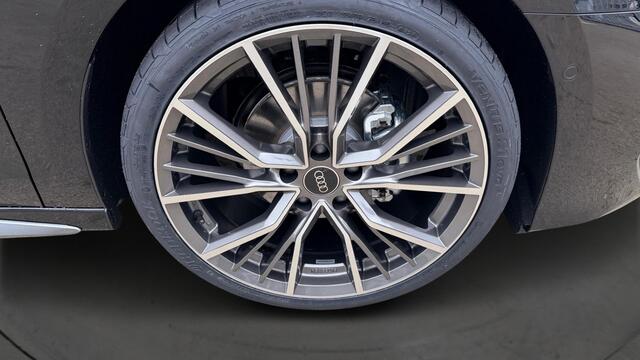 Audi A3 Limousine 30 TFSI 116Pk S Edition / Stoelverwarming / Camera / 19'' LMV