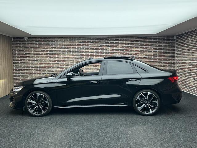 Audi A3 Limousine 35 TFSI S edition Ful Options Panorama Led RS Stoel HeadUp