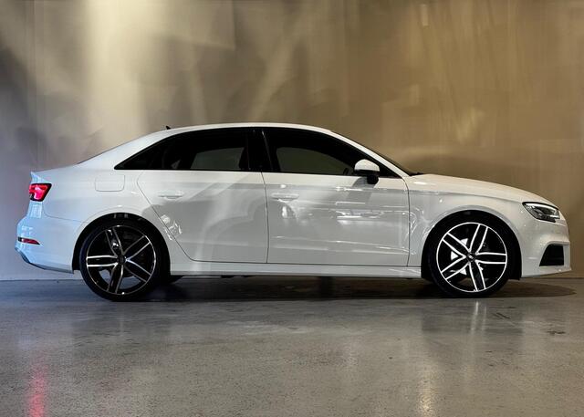 Audi A3 Limousine 1.5 TFSI S Line Edition