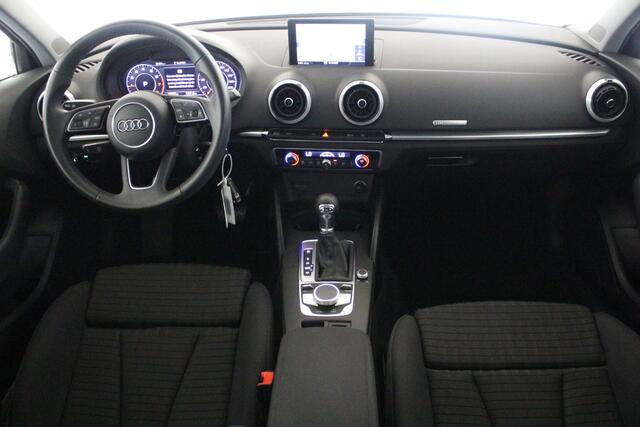 Audi A3 Limousine 35 TFSI CoD Advance | PDC | LMV | Cruise |*