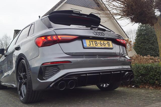 Audi A3 Sportback 45 TFSI e (245pk) S-line LED/RS Stoelen Leer/19 inch/S3 look