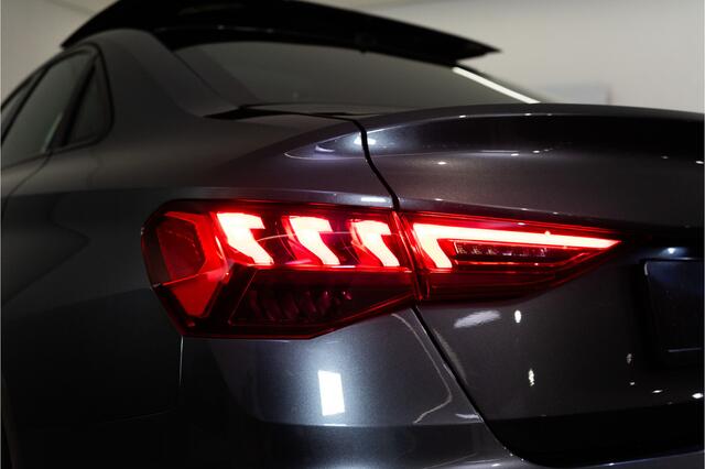 Audi A3 Limousine 35 TFSI S Edition 150PK | Pano | B&O | Sfeer | HUD | VOL! 12 MND Garantie