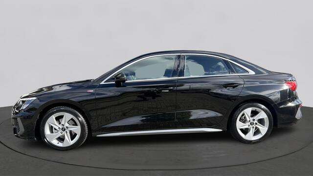 Audi A3 Limousine 30 TFSI 110pk S-Line edition Carplay Auto Hold Dealer onderhouden 12