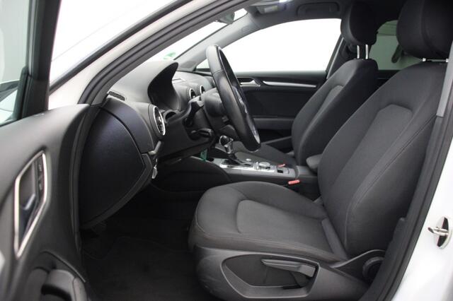 Audi A3 Sportback 30 G-Tron Pro Line Automaat - Navi, Cruise, Camera, Trekhaak