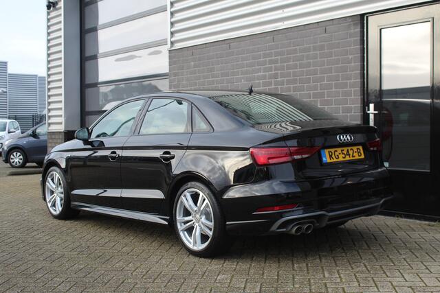 Audi A3 Limousine 1.5 TFSI CoD Sport S Line Edition / LED / N.A.P.