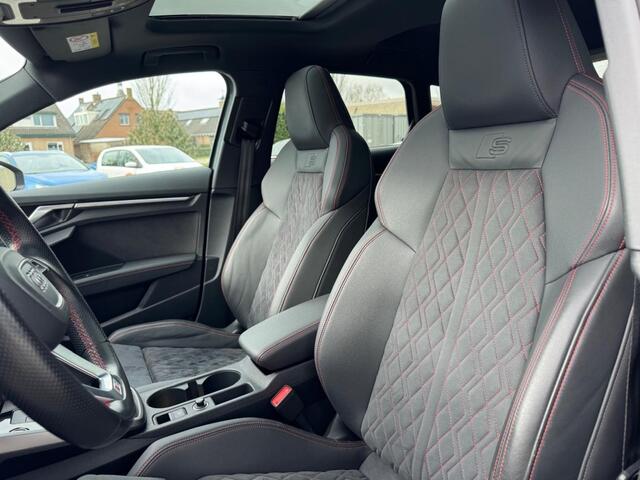 Audi A3 45 TFSI e S-line Competition 245PK RS stoelen Massage Panoramadak Bang en Olufsen Head-Up Hybride ACC Matrix