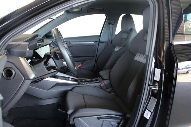 Audi A3 Limousine 30 TFSI Advanced edition Adapt. Cruise | Carplay | Sportstoelen | Navi | Full LED | Clima | 17" LMV | PDC V+A