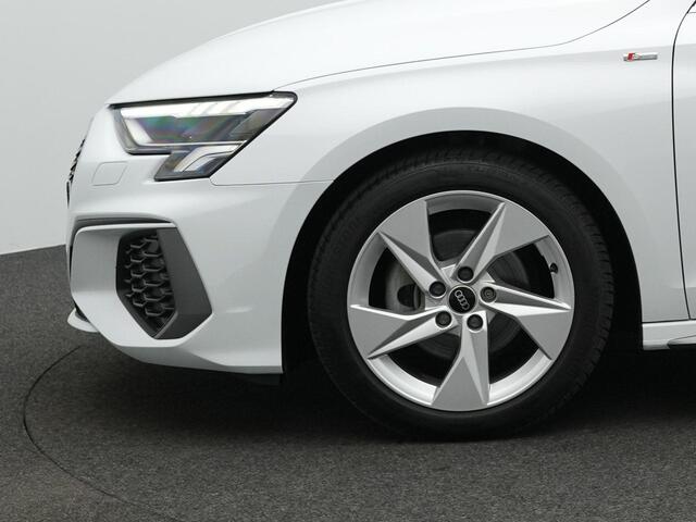 Audi A3 Limousine 30 TFSI 110 pk S-tronic S edition / S-Line | Navigatie | Adaptive Cruise | Sportonderstel