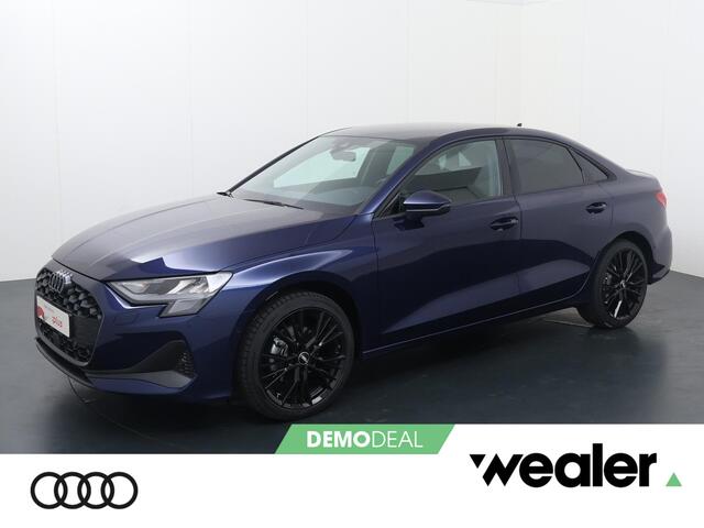 Audi A3 Limousine Pro Line 35 TFSI 150 pk 7 versn. S-tronic | Ambient Lighting | Achteruitrijcamera | 18 Inch | Sportstoelen | Led-verlichting | Adaptive Cruise Control | Getinten Ramen achter |