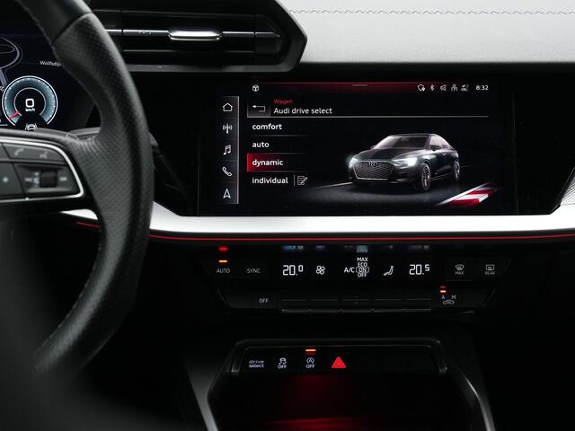 Audi A3 Limousine 30 TFSI 110 pk S-tronic S edition / S-Line | Trekhaak | Achteruitrijcamera | Navigatie