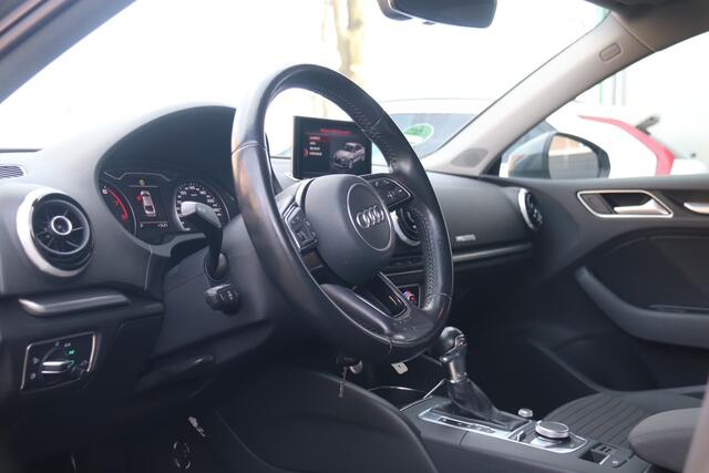 Audi A3 Limousine 1.0 TFSI Sport Lease Edition, Automaat, Camera, Cruise, Trekhaak