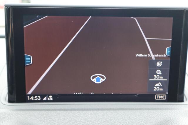 Audi A3 Limousine 1.0 TFSI Navigatie, Camera, Climate control, Cruise control