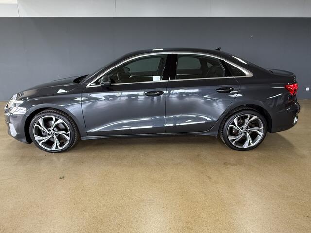 Audi A3 Limousine 30 TFSI Business edition | Carplay | Virtual cockpit |