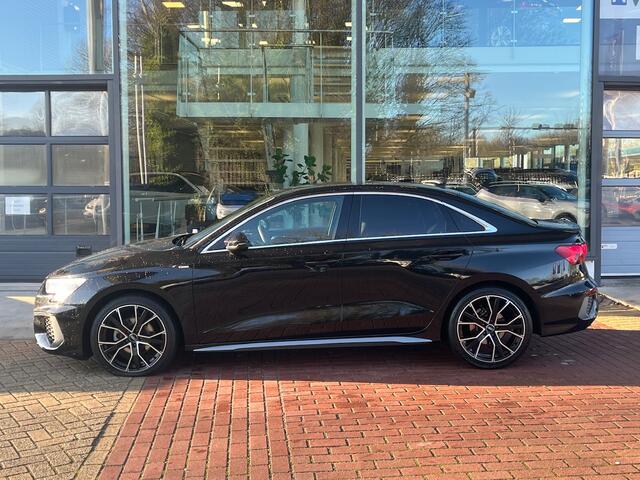 Audi A3 Limousine 30 TFSI S edition / Ambient+ / Virtual cockpit / Cruise control adaptief / Stoelverwarming voorzijde / 17'' LMV